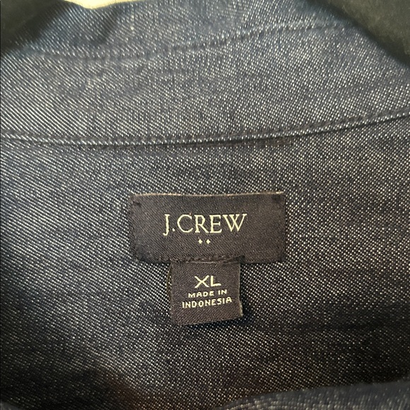 J. Crew Women’s Modern Chambray Button Up Shirt - Picture 2 of 4